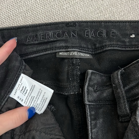 Black American Eagle skinny jeans - Picture 3 of 4
